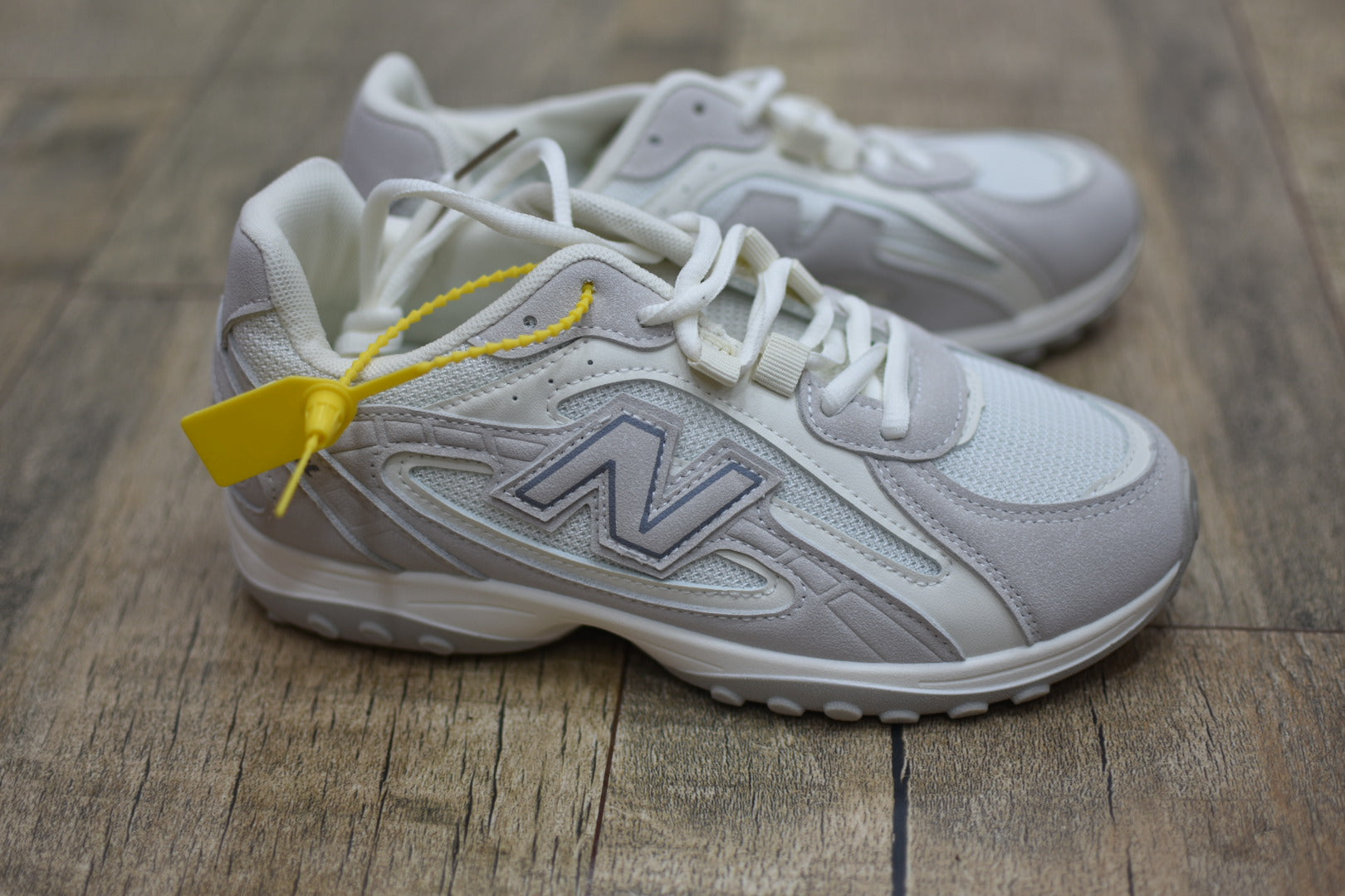 Nb208L
