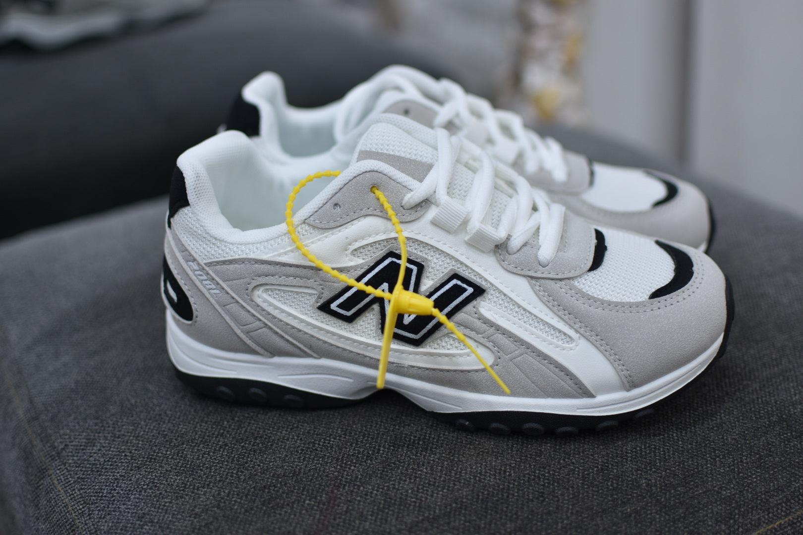 Nb208L